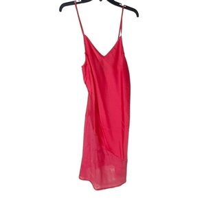 Sam EDELMAN Red chemise with side split and lace details.